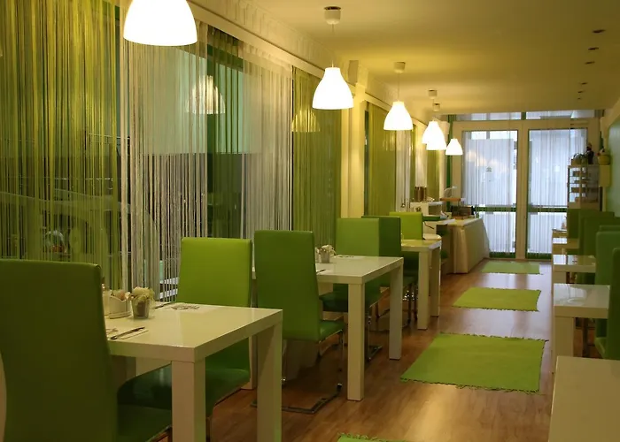 Freizeittempel 4* Wiener Neustadt